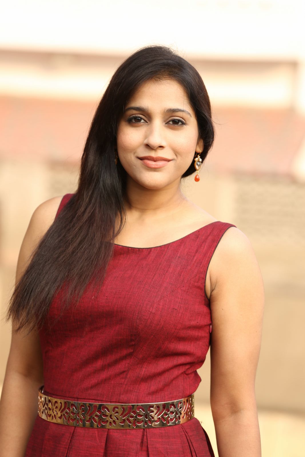 rashmi gautam Rashmi Gautam Sizzles In Her Brand New Outfit | Movie Business Rashmi Hot Pics 231