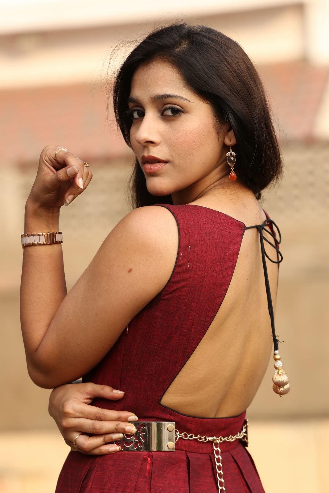 Rashmi Gautam Sizzles In Her Brand New Outfit