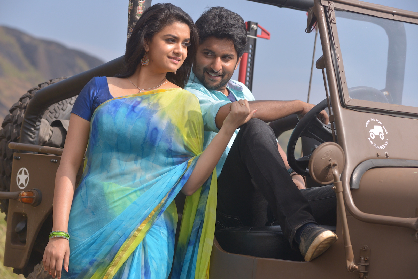 nenu local Brand New Stills From Nenu Local |  Nani | Keerthy Suresh | Tollywood Nenu Local Keerthi Nani 6