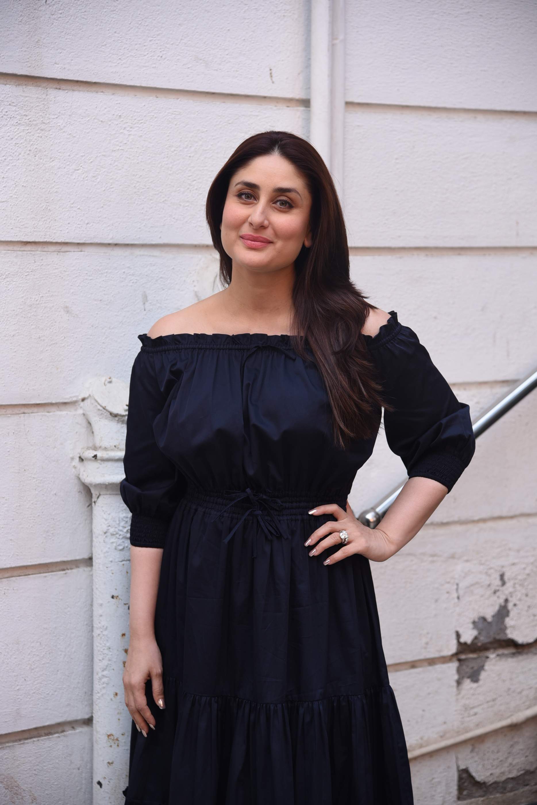 kareena kapoor Brand New Pics of Beautiful Kareena Kapoor Khan | Bollywood Kareena Rujuta Diwekar 27