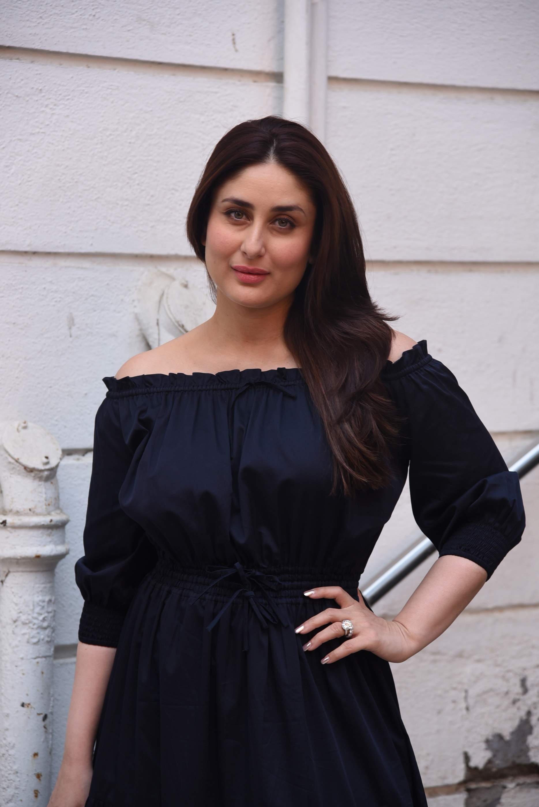 kareena kapoor Brand New Pics of Beautiful Kareena Kapoor Khan | Bollywood Kareena Rujuta Diwekar 31